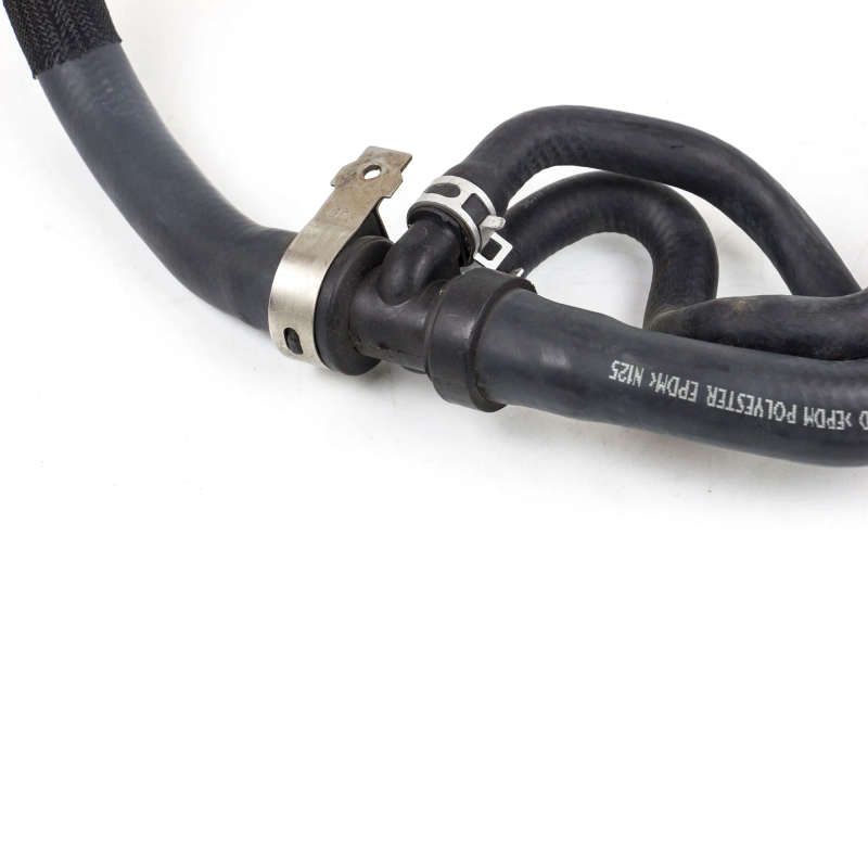 Radiator Outlet Pipe Joint Hose For Dongfeng Peugeot 508 Citroen C5 Downstream Pipe C6 1.6T