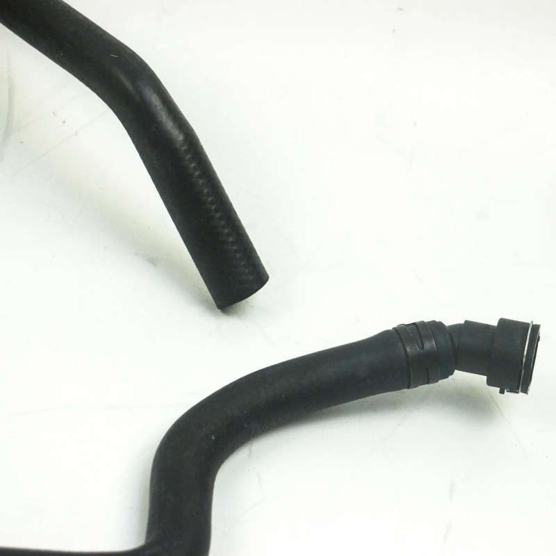 New Water Pipe For Dongfeng Peugeot 308 307 408 Citroen C4 Sega C4L Return Pipe Lower EC5
