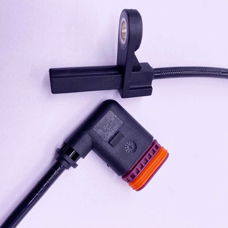 Rear Axle ABS Wheel Speed Sensor For 10-14 Mercedes W221 S63 AMG CL550