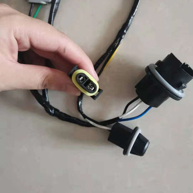 15930264 645-539 645539 Headlight Wiring Harness Connector for 2008-2012 Chevy Malibu