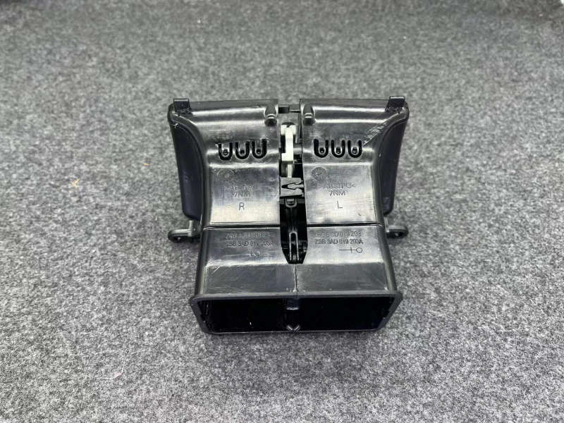 OEM Rear Center Armrest Console Air Vent Outlet Vent Assembly For VW Passat B6 Passat CC