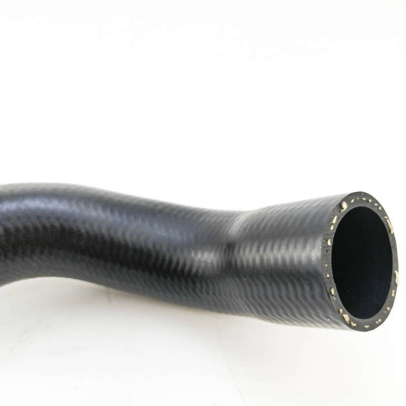 A2465010282 Coolant Rubber Water Hose Pipe 2465010282 For Mercedes Benz A/B/CLA/GLA Water Hose