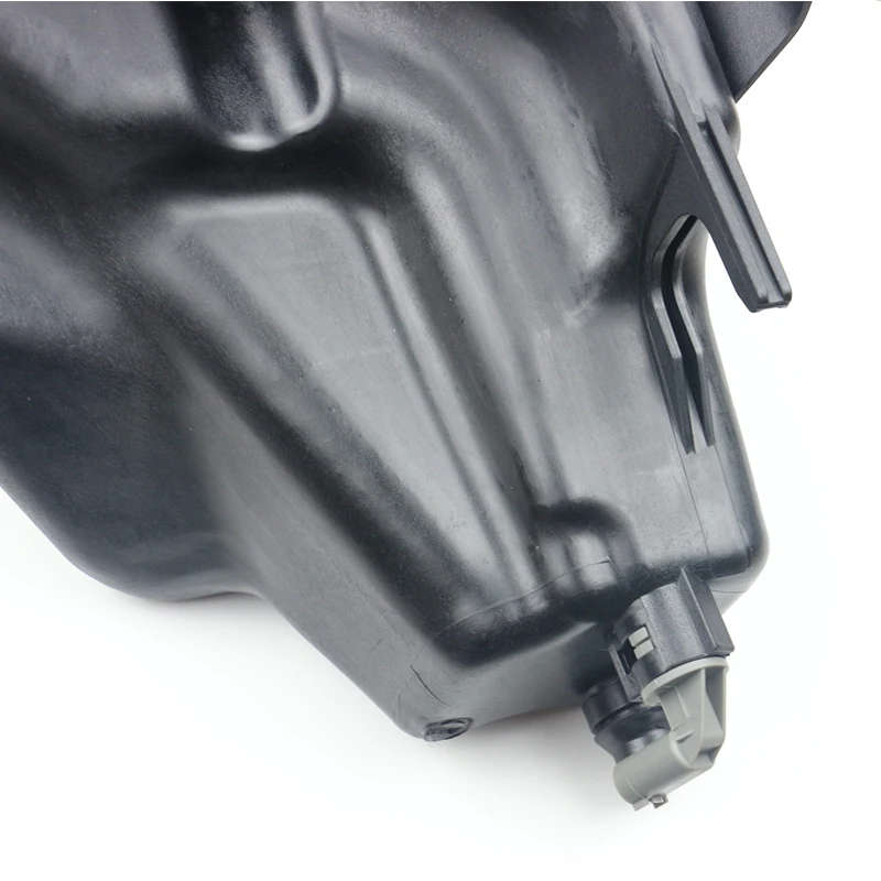 Storage Tank Water Tank With Cap for BMW X5 E70 3.0d X6 E71 X6 E72 N57