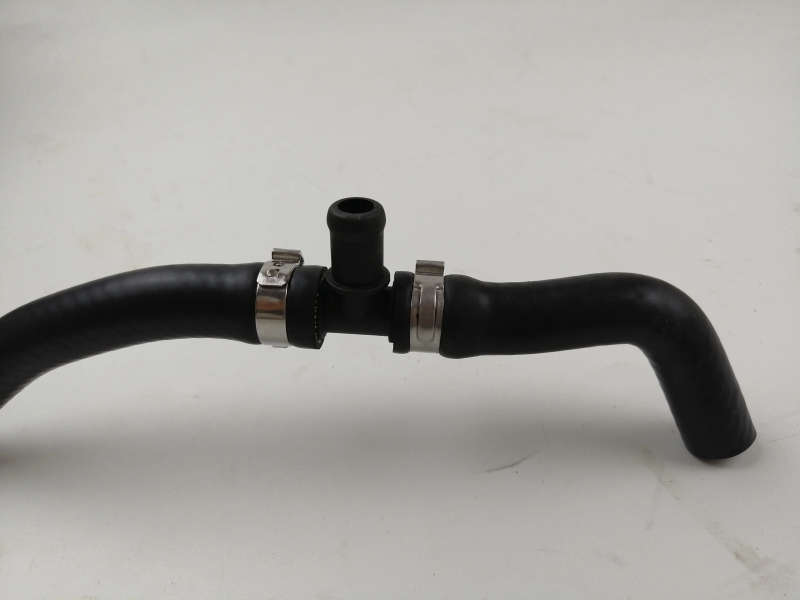 Liquid Water Hose Return Pipe Hose For BMW X5 X6 5 39; 6 39; 7 39; 750Li 750 650iX 550i