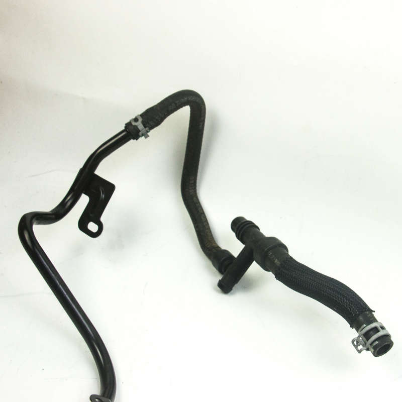 Radiator Water Pipe 9801078180 For Peugeot New 308 New 408 T93 1.8 Switch Connector Pipe