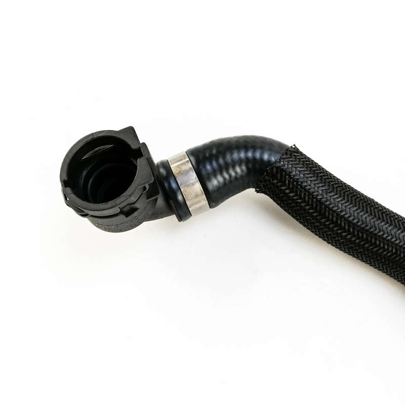 A2135017400 Radiator Water Pipe 2135017400 For Mercedes Benz AMG/E/GLC Filler Water Hose
