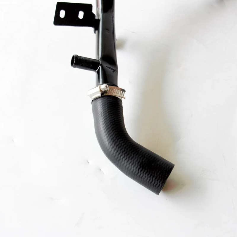 Iron Pipe For Dongfeng Peugeot 2008 301 Citroen C3XR New Elysee M43 Manual Water Pump Pipe
