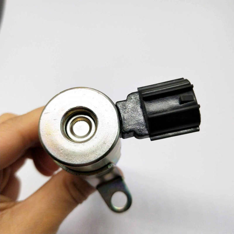 Camshaft Timing Oil Control Valve VVT Solenoid for Mazda 3 BK 1.3,1.6