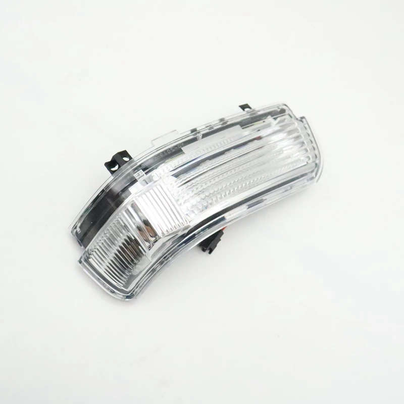Side Rearview Mirror Turn Signal Indicator Light LED Repeater Lamp For Mitsubishi Pajero Montero