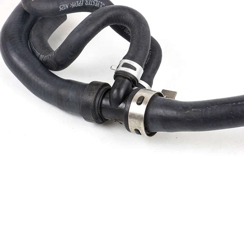 9801763680 Radiator Outlet Pipe 1.6THP Lower Water Pipe For Peugeot 508 Citroen C5
