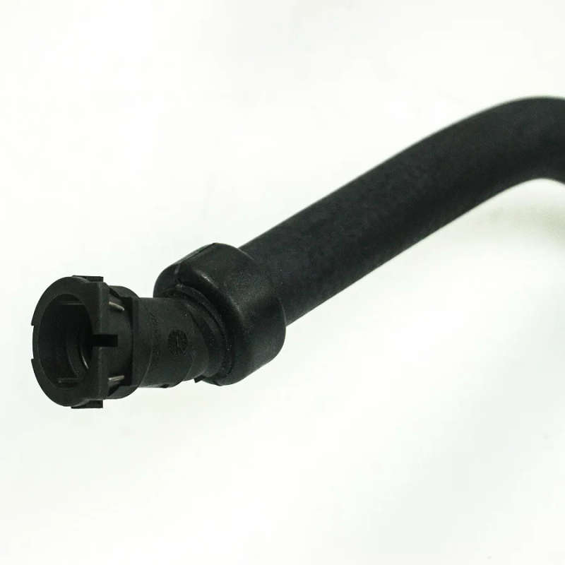 9802004780 High Quality Automanual Water Return Hose Lower Water Tank Hose For Peugeot 301