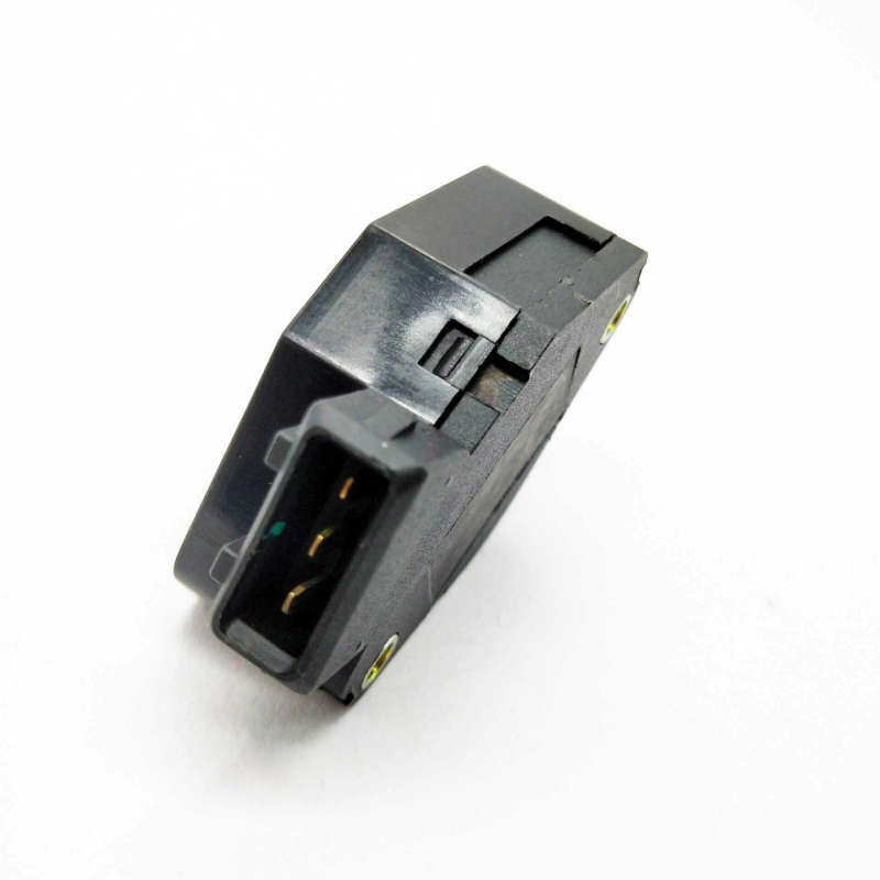 Throttle Position Sensor For VW JETTA Cabrio GOLF III 2.0 GT I 16V PASSAT1.6 CABRIO