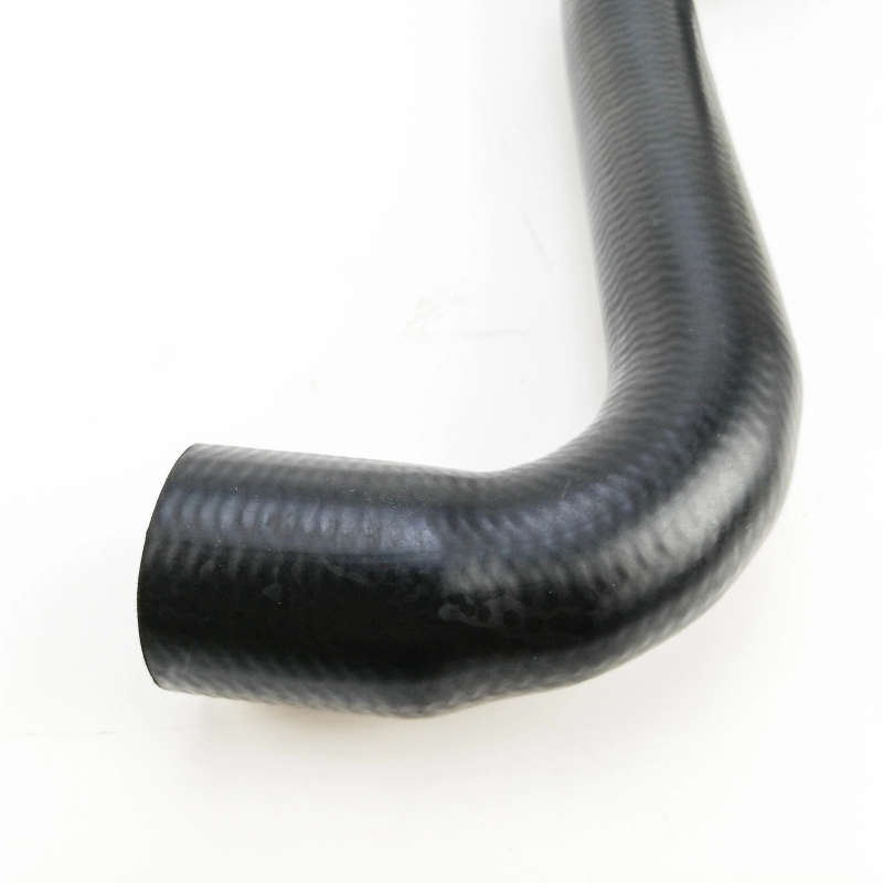 A2465010282 Coolant Rubber Water Hose Pipe 2465010282 For Mercedes Benz A/B/CLA/GLA Water Hose