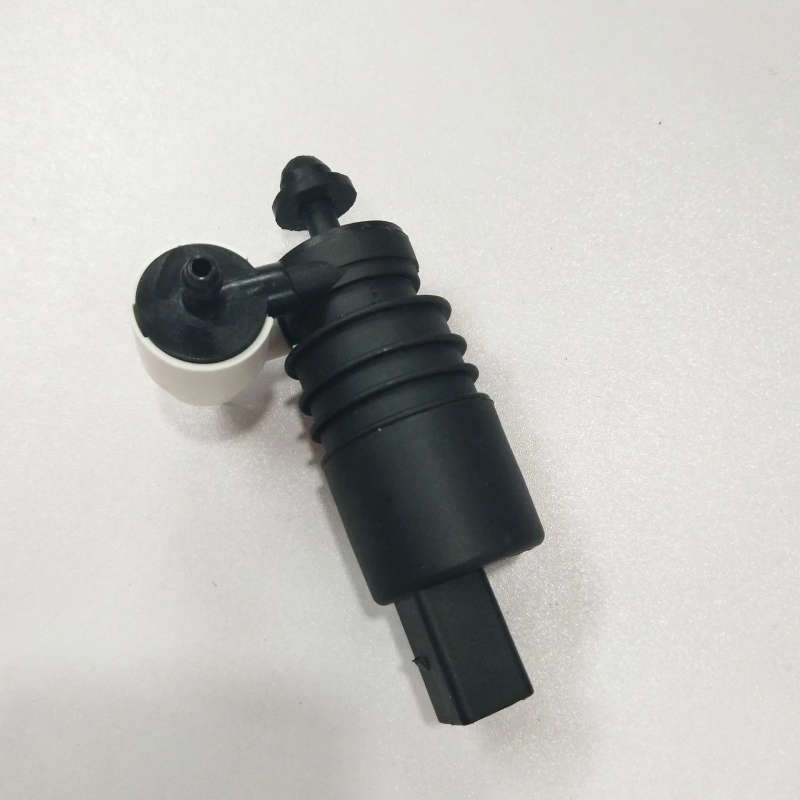 It is suitable suitable for BMW windshield cleaning pump 67127388349