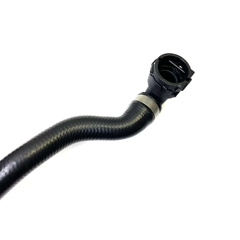 Auto Engine Radiator Coolant Cooler Hose For BMW X3 (G08) 2018 X4 (G02) 2018 Plastic Pipe