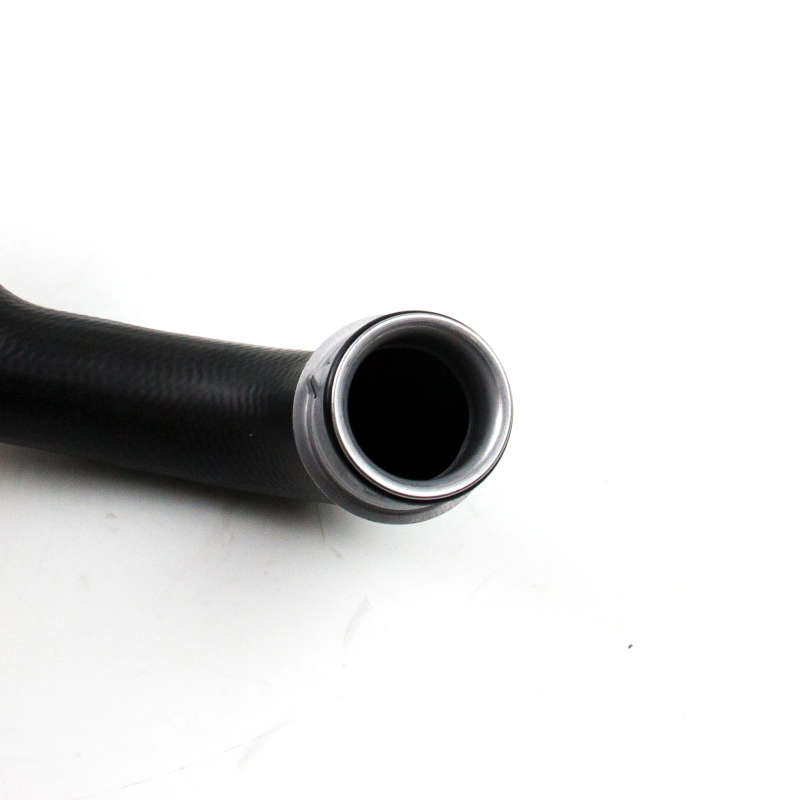 Water Tank Connection Water Hose For Mercedes Benz E220/240/300 Rubber Water Hose Pipe