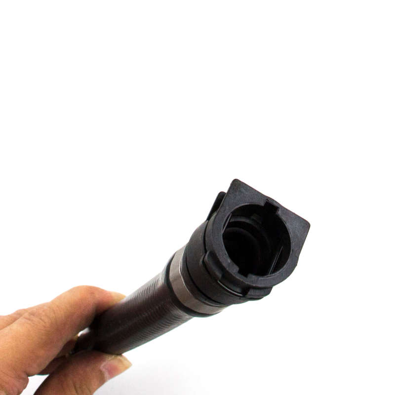 Radiator Water Pipe 17127508014 For BMW 7 Series E65 E66 Return Pipe