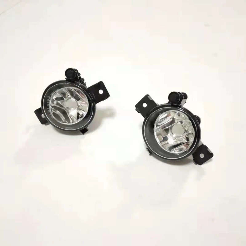 The front bumper fog lamp suitable for BMW X5 E70 63177224643 63177224644 daytime running lamp
