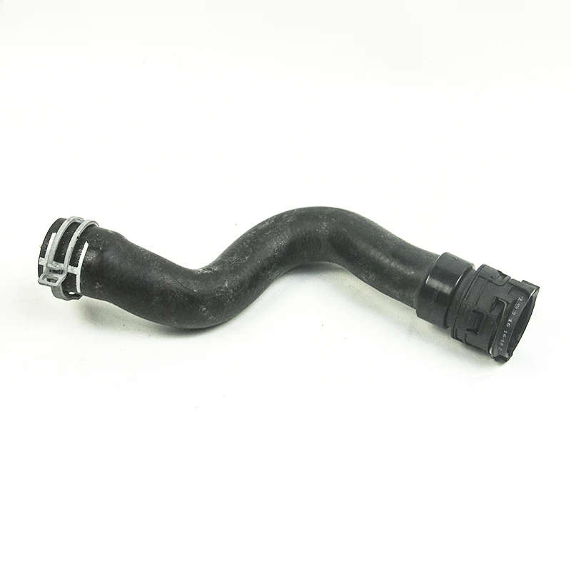 Water Tank Connected To New Water Supply Pipe For Peugeot 208 2008 Citroen C3XR C4 M44 1.6T