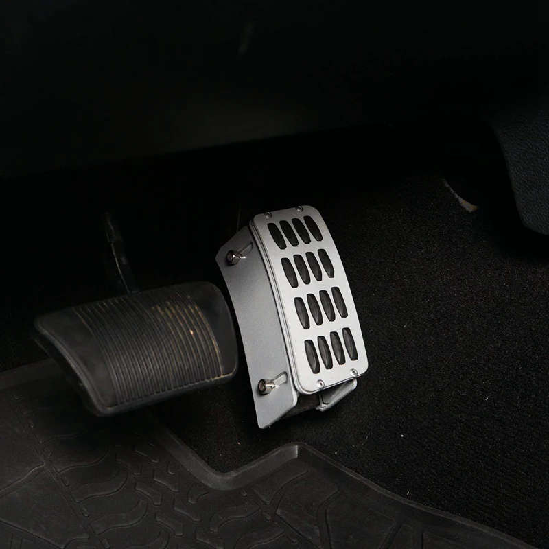 Adjustable Heighten Gas Brake Foot Rest Pedal Accelerator Pad Cover Gas Pedal Kit