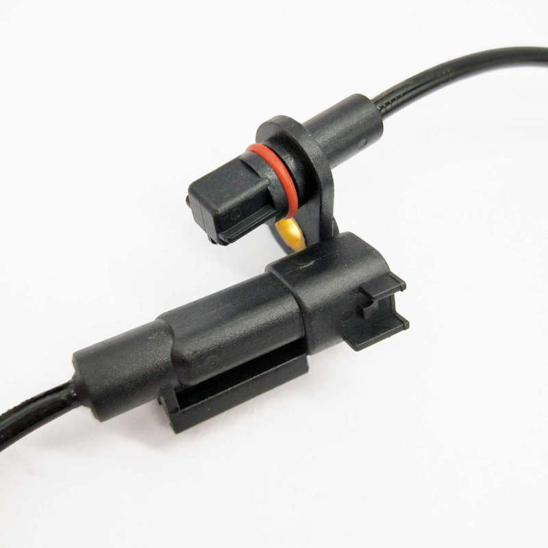 Rear Right ABS Wheel Sensor For Mitsubishi Outlander 2WD 2006-12 ASX 2WD 2010 Lancer 2007-08
