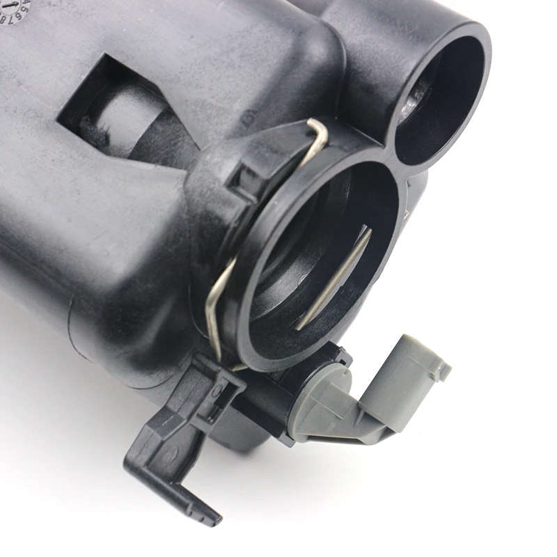 Expansion Water Tank For BMW 3 39; E46 X3 E83 X5 E53 Z4 E85 E86