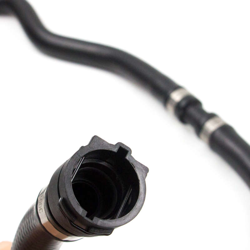 17127519258 Water Hose For BMW 5 39; E60 E61 520i 525i M54 530i M54 Return Line Water Pipe
