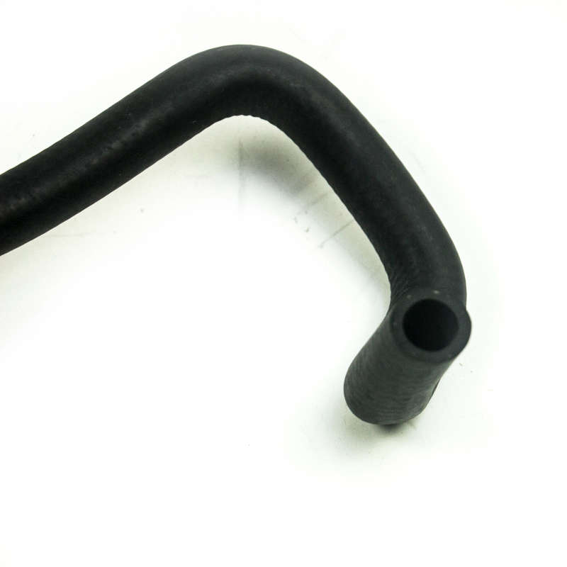 Engine Radiator Water Pipe 1307VK For Dongfeng Peugeot 307 Sega 308 Triumph 408 Citroen C4