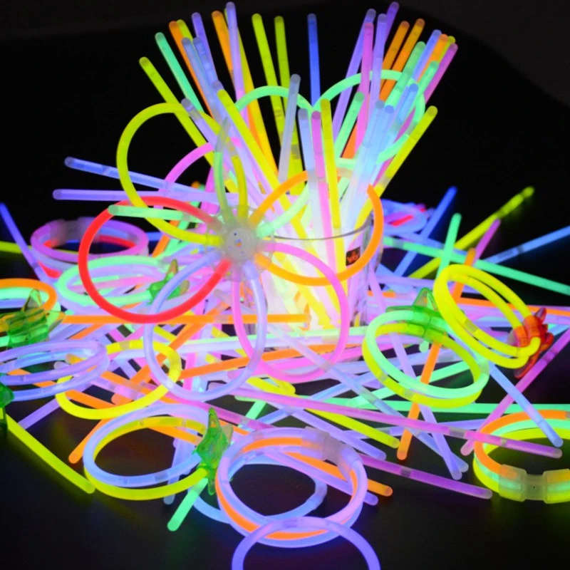 100 Piece Premium Glow Sticks Bracelets Neon Light