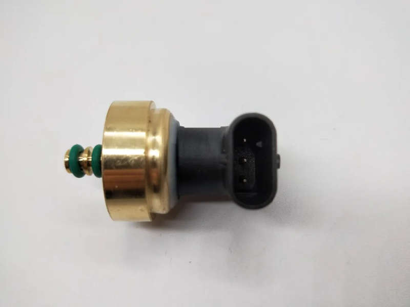 Fuel Pump Pressure Sensor For Mercedes Benz C E S CLASS ML A0035427518