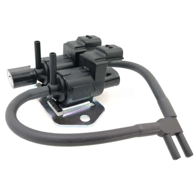 8657A031 Front Wheel Vacuum Switch Solenoid Valve For Mitsubishi Pajero Delica Triton K5T47776