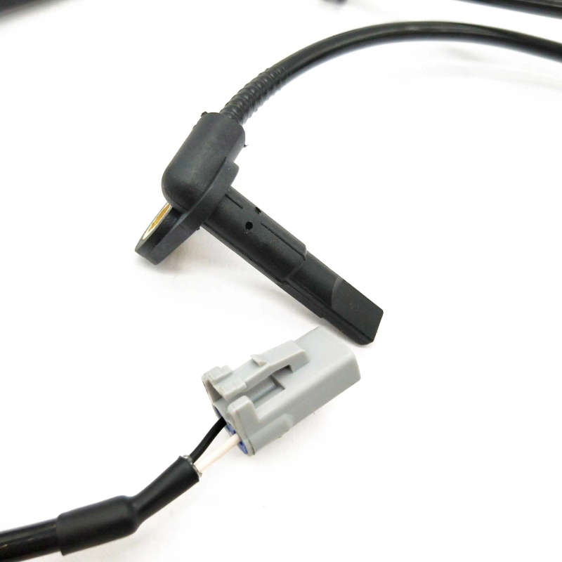 2PCS ABS Wheel Speed Sensors Front Left MN102246 Front Right For Mitsubishi Chariot Grandis 2006-...