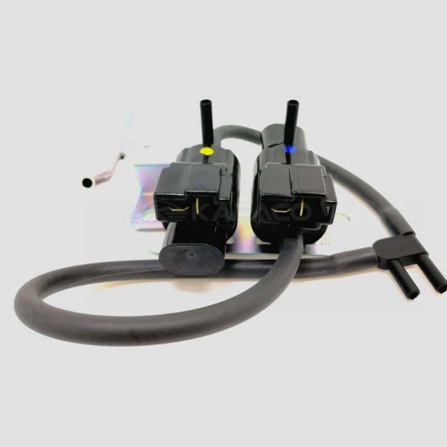 Clutch Solenoid Valve MR263723 Fit For 1997-2004 Mitsubishi Montero Sport