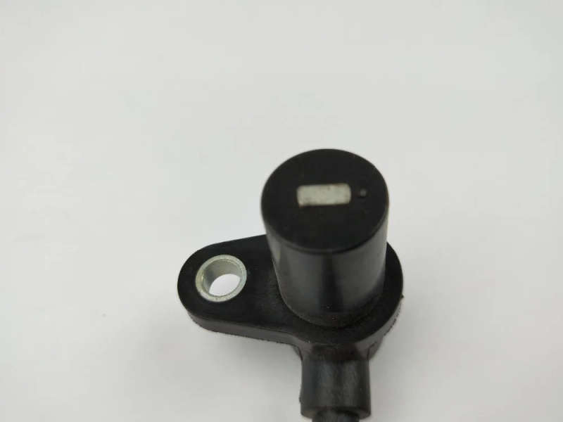 crankshaft position sensor CKP sensor for VOLGA OEM NO.:35.3847 353847