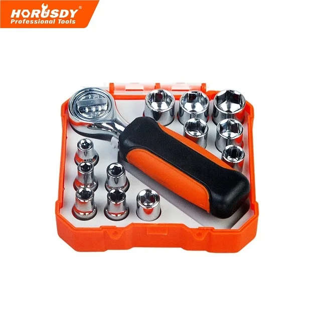 13 Pcs Ratchet Driver And Sockets Set