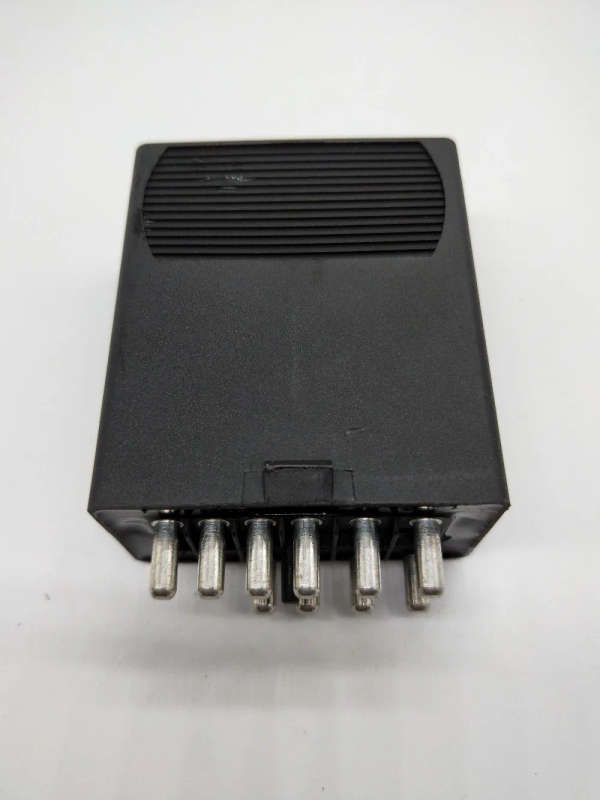 Fuel Pump Relay for MercedesBenz 190E 300D W124 W126 W201 OEM 003 545 24 05 0035452405