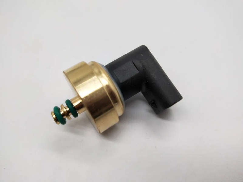 Fuel Pump Pressure Sensor For Mercedes Benz C E S CLASS ML A0035427518