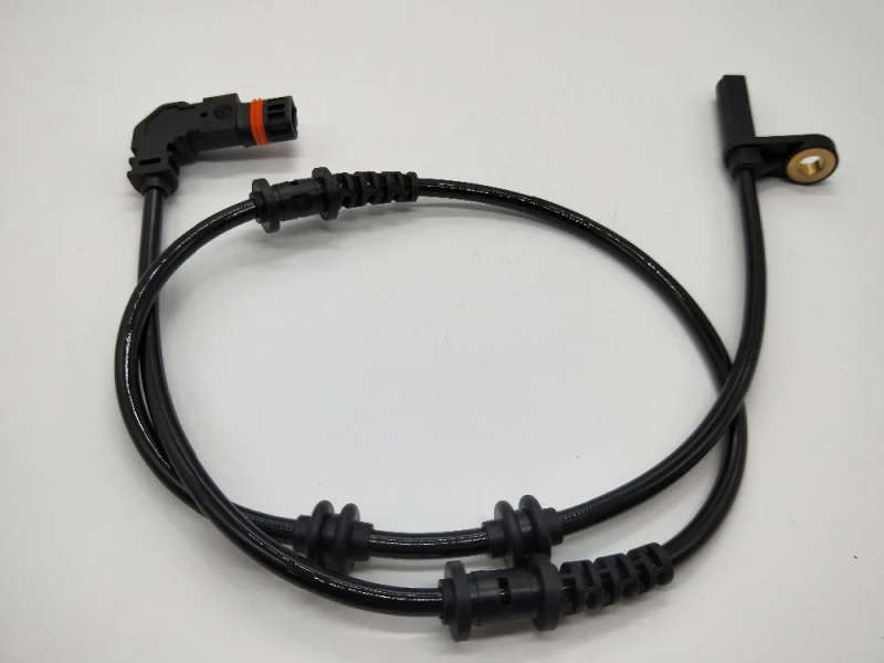 ABS sensor front left/right FOR Mercedes C-Class w203 s203 4-Matic