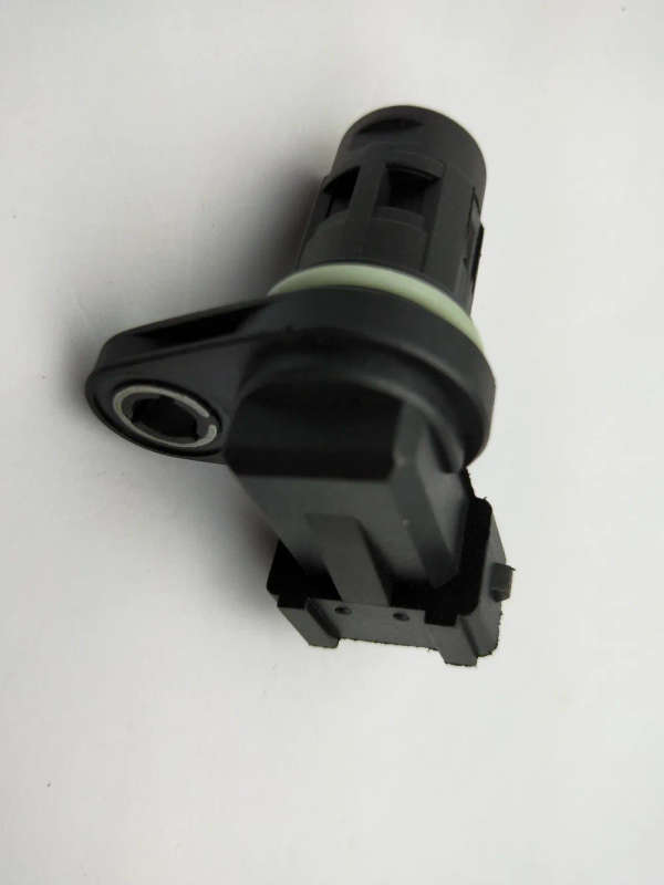 Camshaft Position Sensor For Hyundai Kia Elantra Tiburon Tucson Forte 1.8L