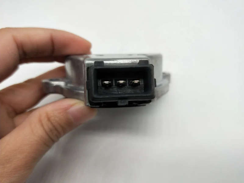Camshaft Position Sensor for Audi 80/100/A4/A6/A8 2.6 2.8L