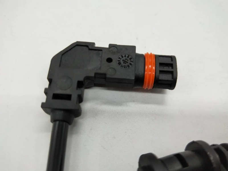 ABS sensor front left/right FOR Mercedes C-Class w203 s203 4-Matic