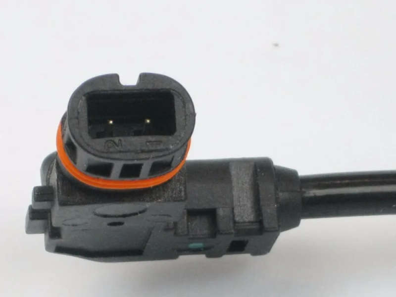 ABS wheel speed sensor for MERCEDES BENZ W204 S204 Sedan Wagon 1.6-3.5L