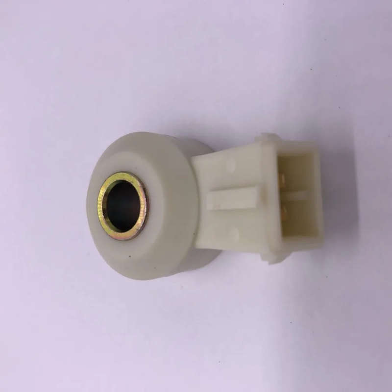 Knock Sensor For 96-99 Mercedes Benz C230 C280 C36 E320 S320 SL320 / 2006 Toyota Matrix 31538928