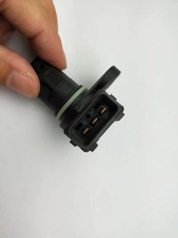 Camshaft Position Sensor For Hyundai Kia Elantra Tiburon Tucson Forte 1.8L