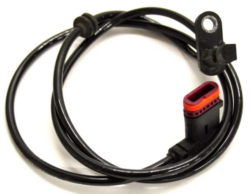 Wheel ABS Speed Sensor FOR Mercedes C Class C204 A207 S212 W207 2009 OE A2075400317 0265008139