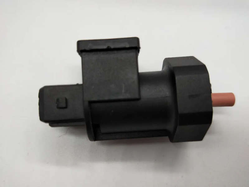 Speed Sensor For Hyundai Trajet Getz Tucson Ix20 Kia Sportage