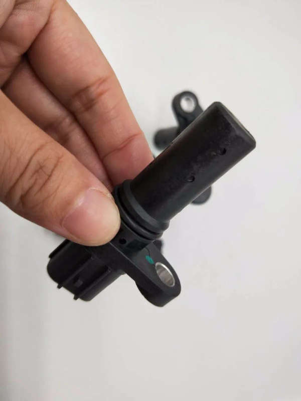 Crankshaft position sensor For Honda ACCORD for Civic 1.6 1.8 Jazz 1.4 City