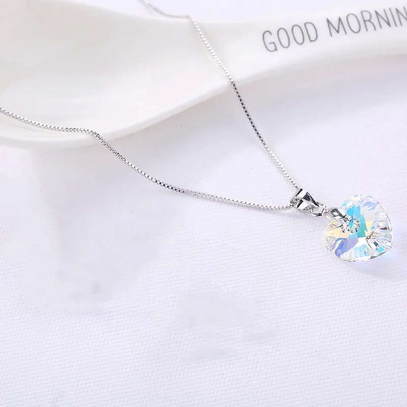 Ms Betti 2018 heart pendant necklace with Crystal from Swarovski for women01