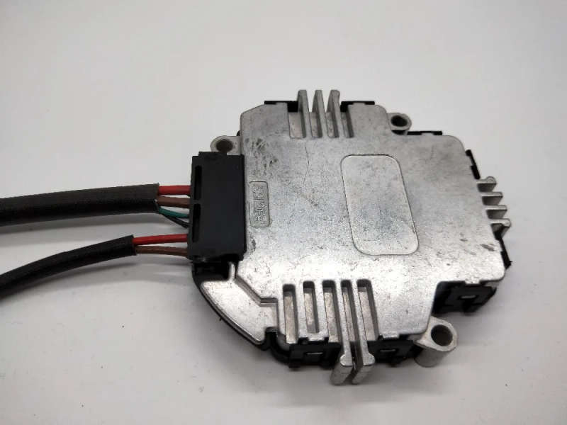Cooling Fan Module For Audi TT VW GTI Golf Jetta Passat