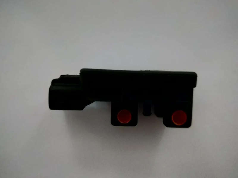 Pressure Sensor for Jeep Grand Cherokee Wrangler 2.5 4.0 5.2 5.9